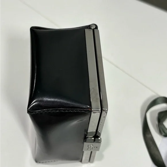 Authentic GUCCI Black patent Leather Accessory jewelry Box cards and certificate - Picture 5 of 12